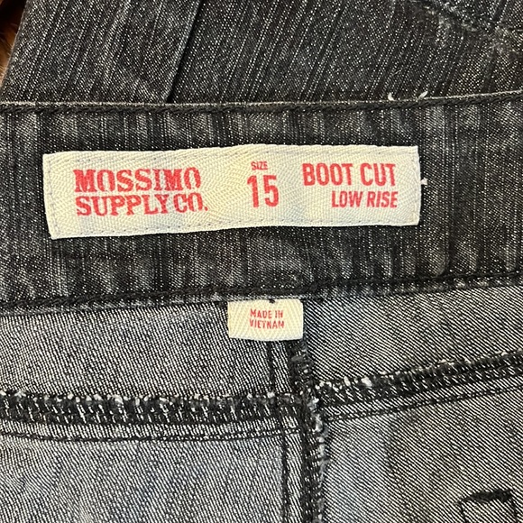 Mossimo Supply co boot cut low rise jeans - Picture 2 of 3
